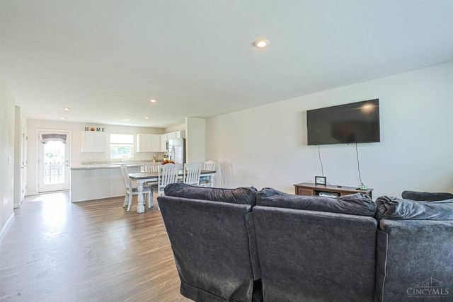 210 Wooded Ridge Drive, Batavia Twp, OH 45102