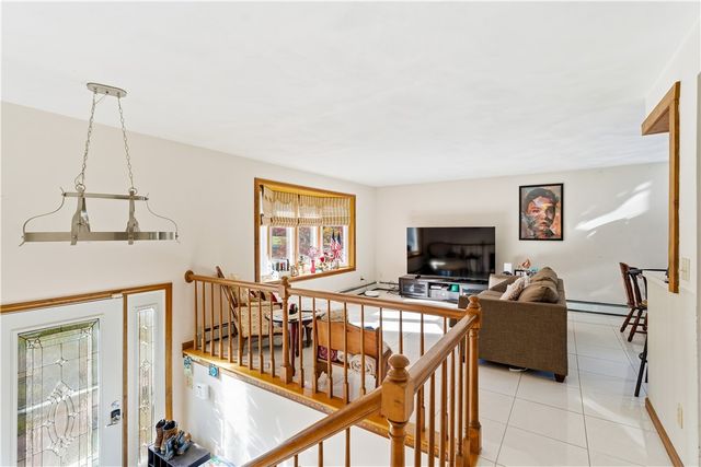 527 Cowesett Road, Warwick, RI 02886