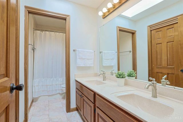 5640 Sage Meadow Court, West Chester, OH 45069