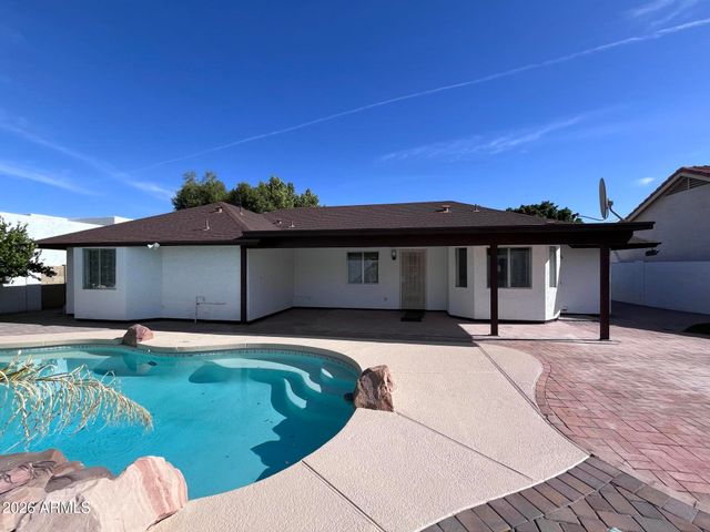 470 E SAN ANGELO Avenue, Gilbert, AZ 85234