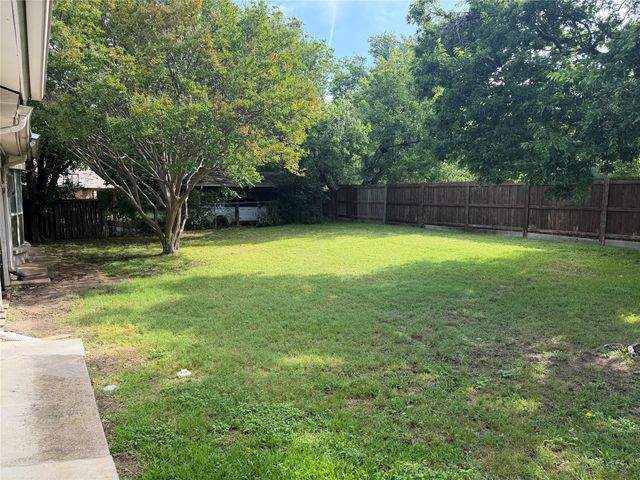 3606 Reeves Street, North Richland Hills, TX 76117