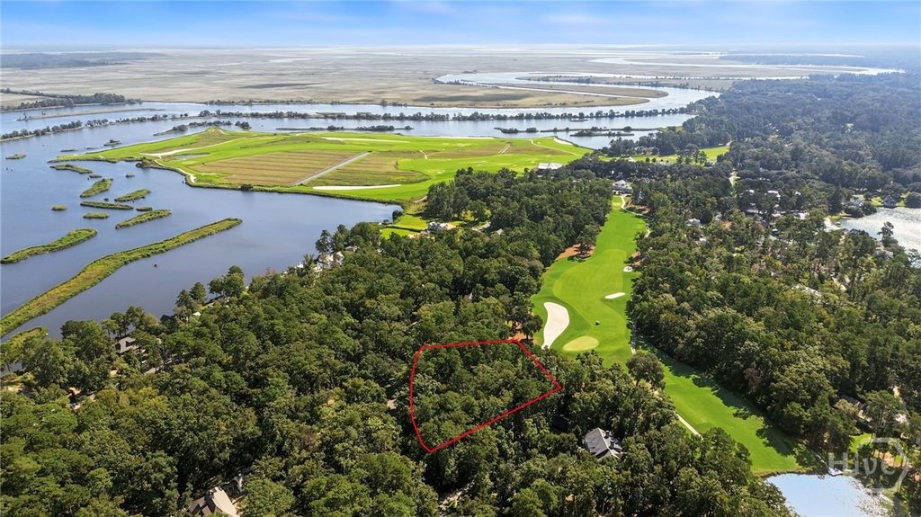 Image 4 of property listing at 155 Hidden Cove Drive, Richmond Hill, GA 31324