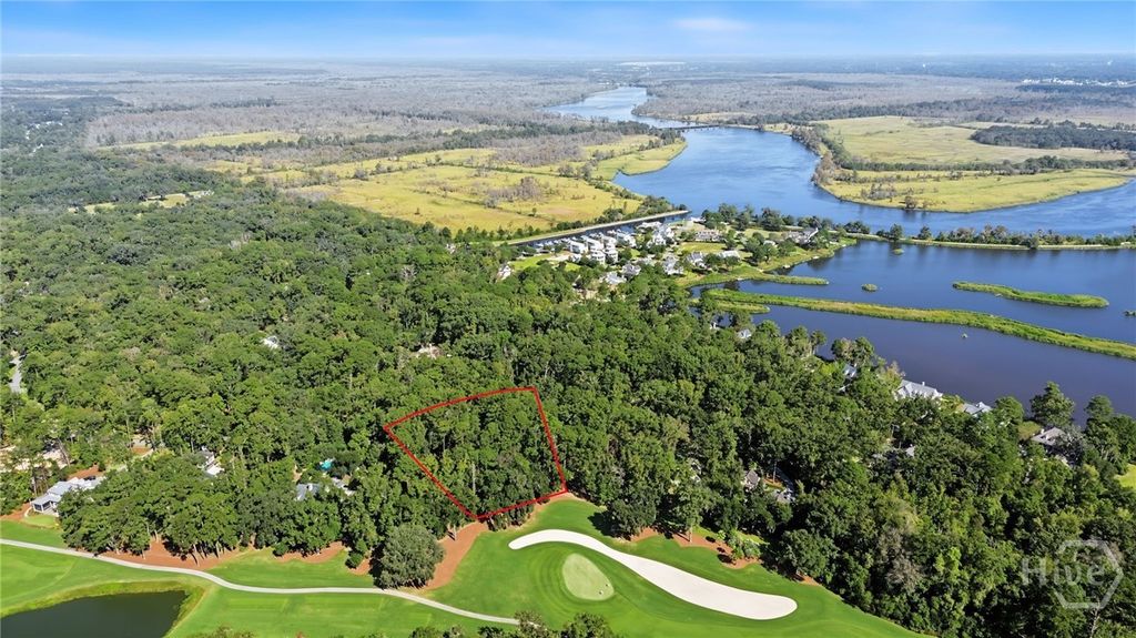 Image 6 of property listing at 155 Hidden Cove Drive, Richmond Hill, GA 31324