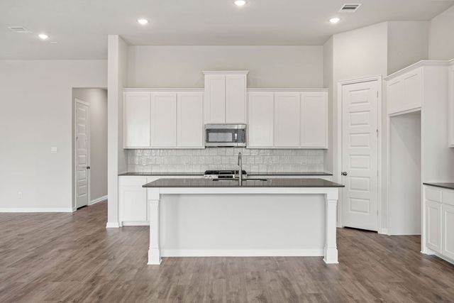 1506 Red Clover Avenue, Van Alstyne, TX 75495