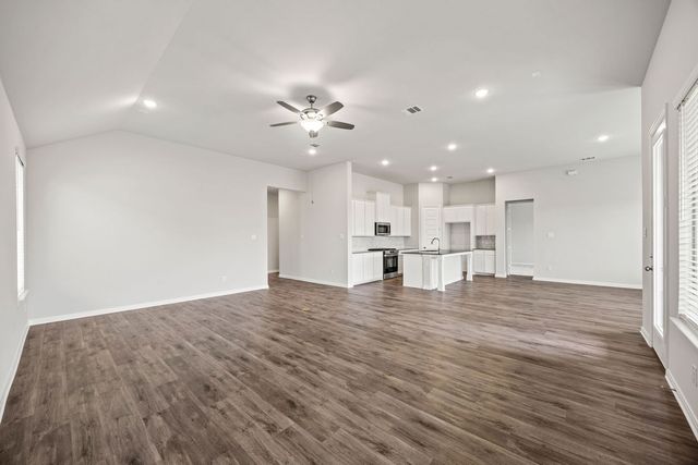 1506 Red Clover Avenue, Van Alstyne, TX 75495