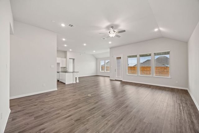 1506 Red Clover Avenue, Van Alstyne, TX 75495