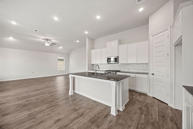 1506 Red Clover Avenue, Van Alstyne, TX 75495