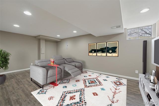 709 Ginger Wood Court, Ballwin, MO 63021