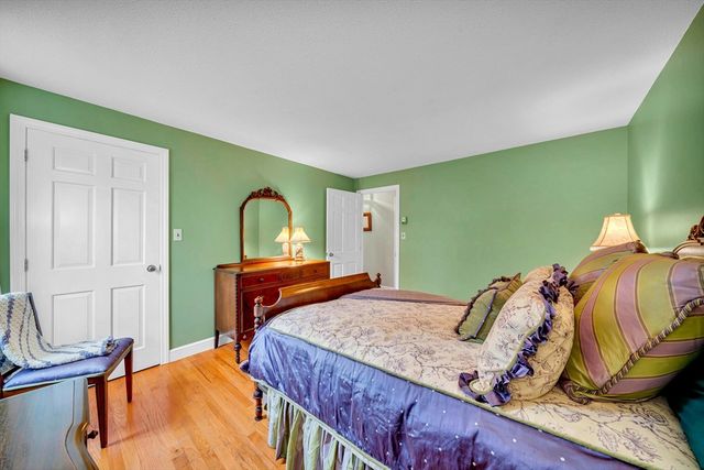 24 John Alden St, Holden, MA 01520