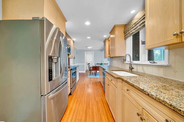 24 John Alden St, Holden, MA 01520