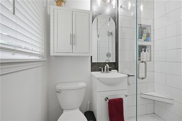 9500 E 79th Terrace, Raytown, MO 64138
