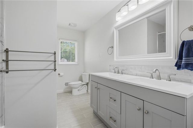 9500 E 79th Terrace, Raytown, MO 64138