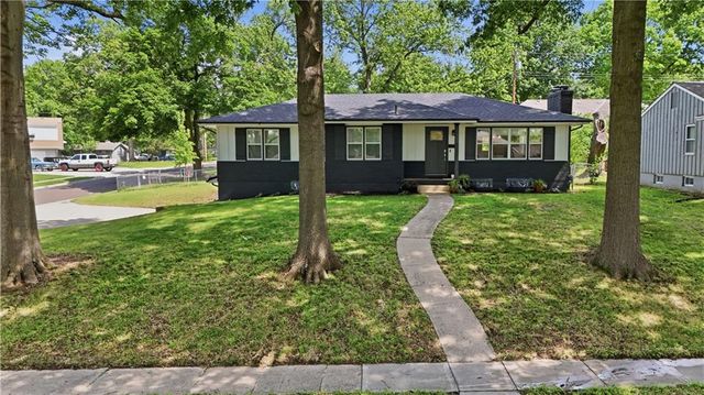 9500 E 79th Terrace, Raytown, MO 64138