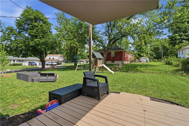 9500 E 79th Terrace, Raytown, MO 64138