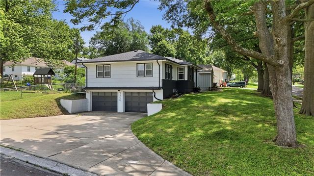 9500 E 79th Terrace, Raytown, MO 64138