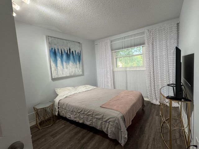 1515 143rd Avenue NE, Ham Lake, MN 55304