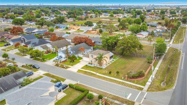 5306 GROVE CROSSINGS BOULEVARD, Orlando, FL 32839