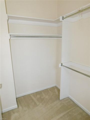 2381 Wessington DR, Virginia Beach, VA 23454