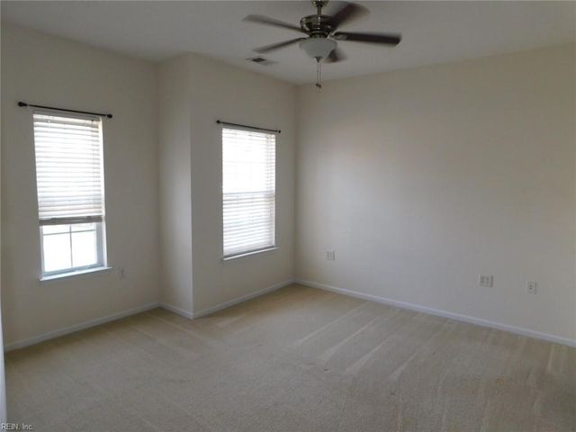2381 Wessington DR, Virginia Beach, VA 23454