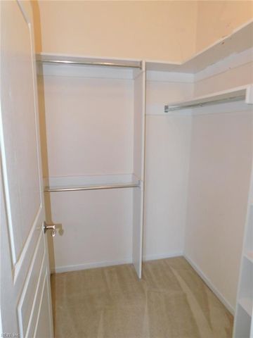 2381 Wessington DR, Virginia Beach, VA 23454