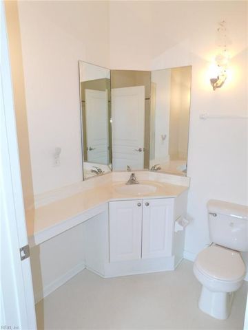 2381 Wessington DR, Virginia Beach, VA 23454