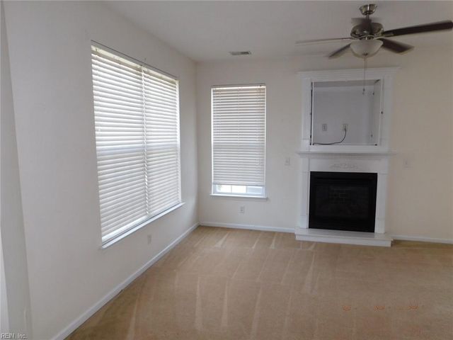 2381 Wessington DR, Virginia Beach, VA 23454