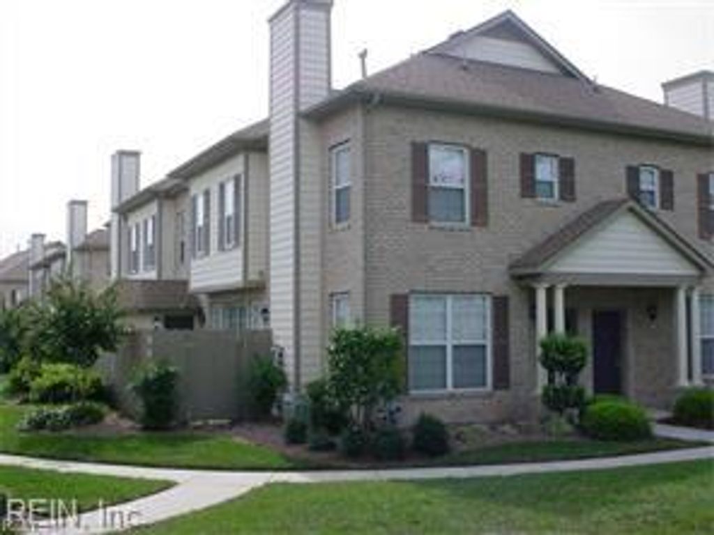 2381 Wessington DR, Virginia Beach, VA 23454