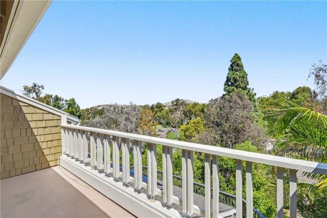 6 Canyon Ridge, Irvine, CA 92603