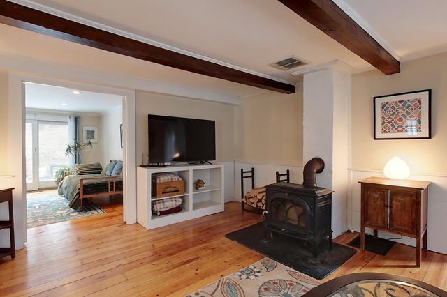 371 Burton Highway, Wilton, NH 03086