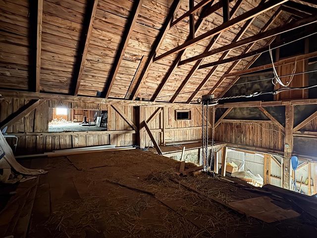 371 Burton Highway, Wilton, NH 03086