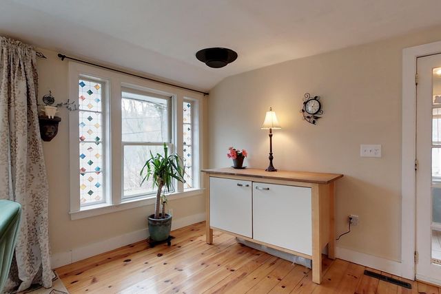 371 Burton Highway, Wilton, NH 03086