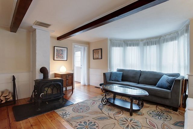 371 Burton Highway, Wilton, NH 03086