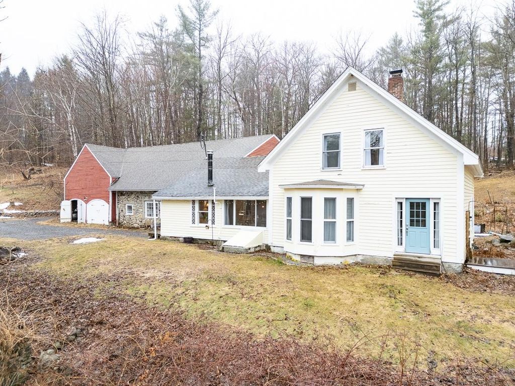 371 Burton Highway, Wilton, NH 03086