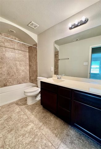 25614 Anvil Iron Lane, Richmond, TX 77406