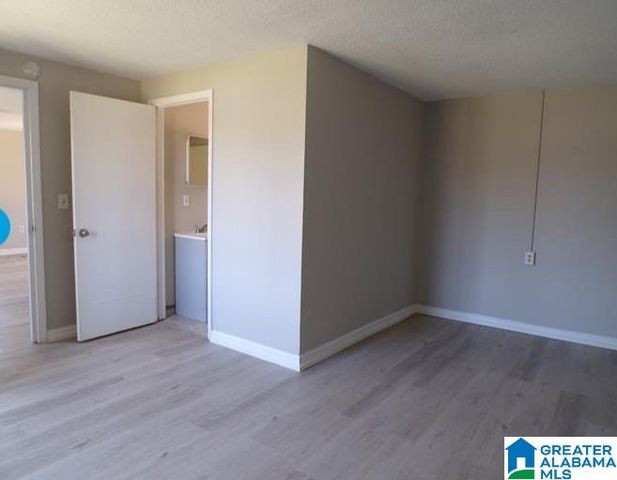 6413 AVENUE E, Fairfield, AL 35064