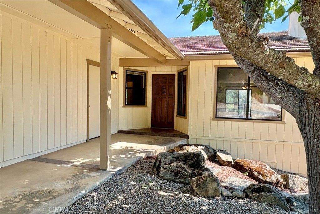 Image 3 of property listing at 4755 Egret Lane, Paso Robles, CA 93446