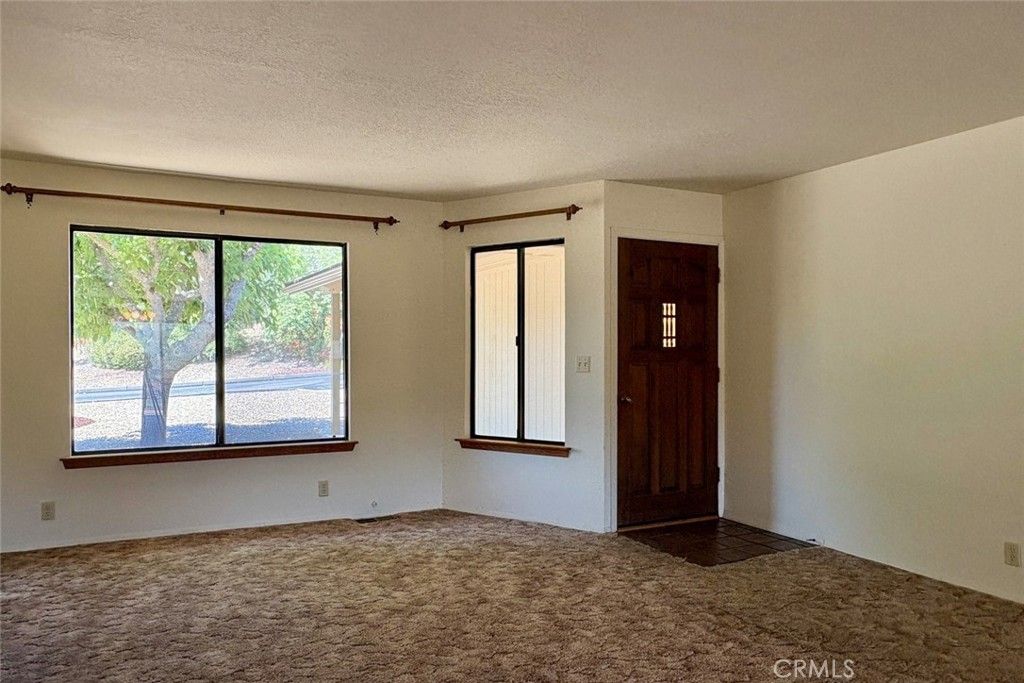 Image 5 of property listing at 4755 Egret Lane, Paso Robles, CA 93446