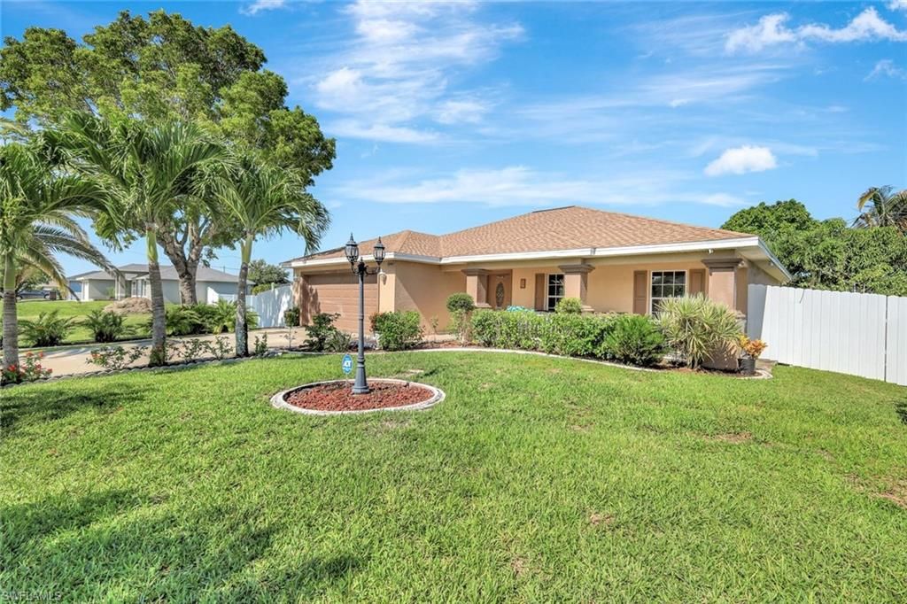 1206 NE 5th AVE, Cape Coral, FL 33909