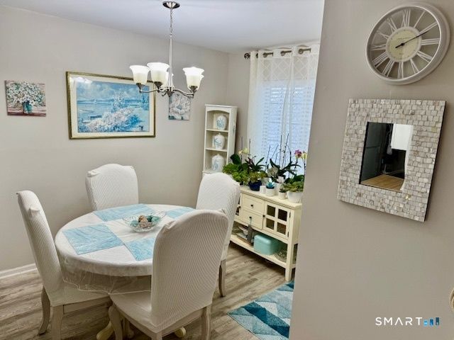 4 Arlington Court 4, Brookfield, CT 06804