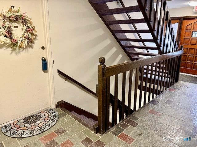 4 Arlington Court 4, Brookfield, CT 06804