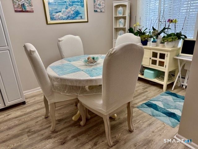 4 Arlington Court 4, Brookfield, CT 06804