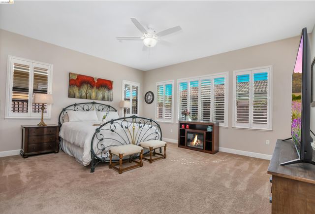 7270 Keyesport Way, Discovery Bay, CA 94505