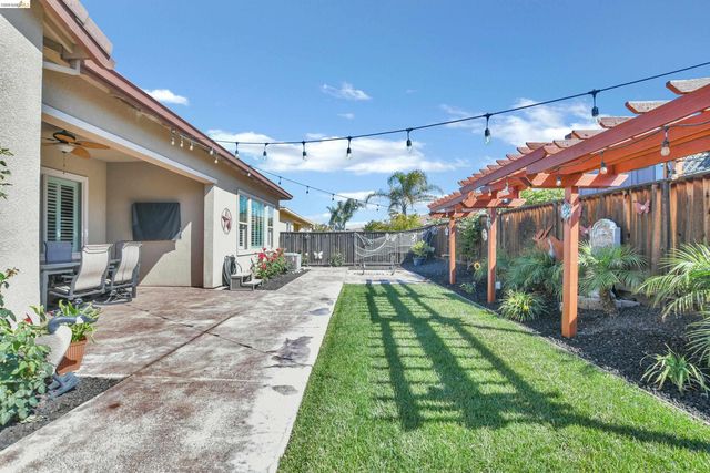 7270 Keyesport Way, Discovery Bay, CA 94505