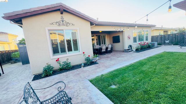 7270 Keyesport Way, Discovery Bay, CA 94505