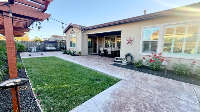 7270 Keyesport Way, Discovery Bay, CA 94505