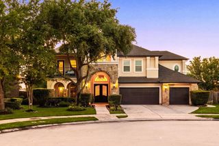 5102 Hawthorne Bend Drive, Katy, TX 77494