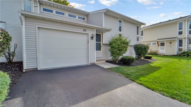 37 Blue Ridge Road, Penfield, NY 14526