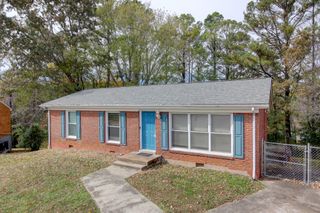 665 Shelton Ct, Clarksville, TN 37040