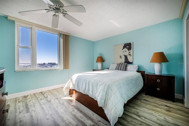 255 DOLPHIN POINT 903, Clearwater Beach, FL 33767