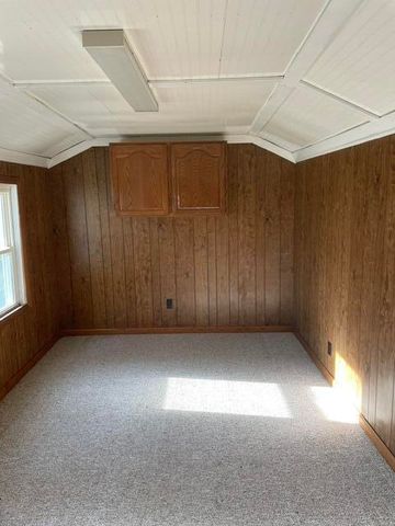 6381 146th Avenue, Laketown Twp, MI 49423